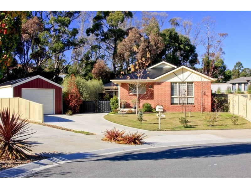 28 Jiloa Way, Devonport TAS 7310