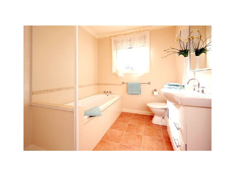 28 Jiloa Way, Devonport TAS 7310