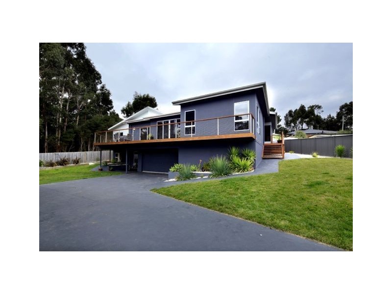 7 Cornelia Place, Don TAS 7310