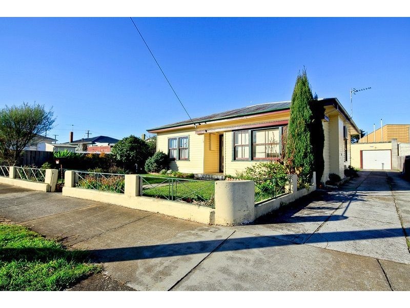 12 Ashgrove Street, Devonport TAS 7310