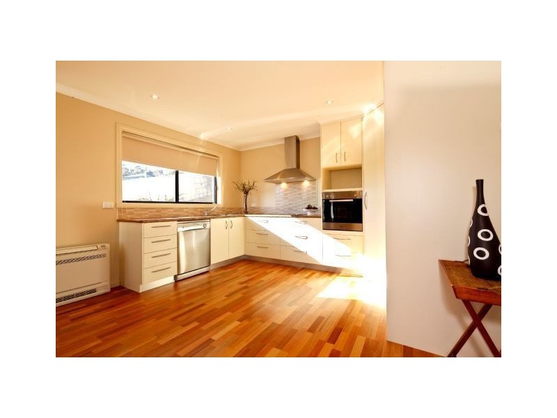 2/47 River Road, Ambleside TAS 7310