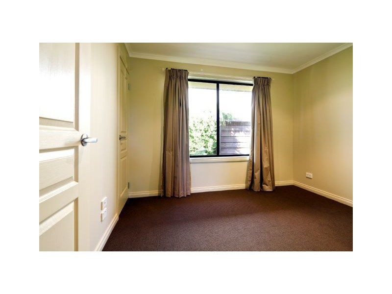 2/47 River Road, Ambleside TAS 7310