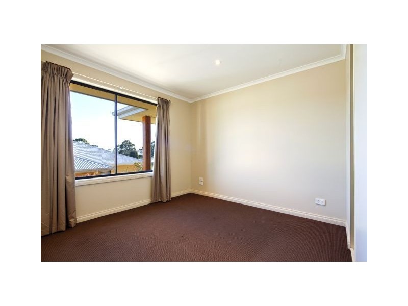 2/47 River Road, Ambleside TAS 7310