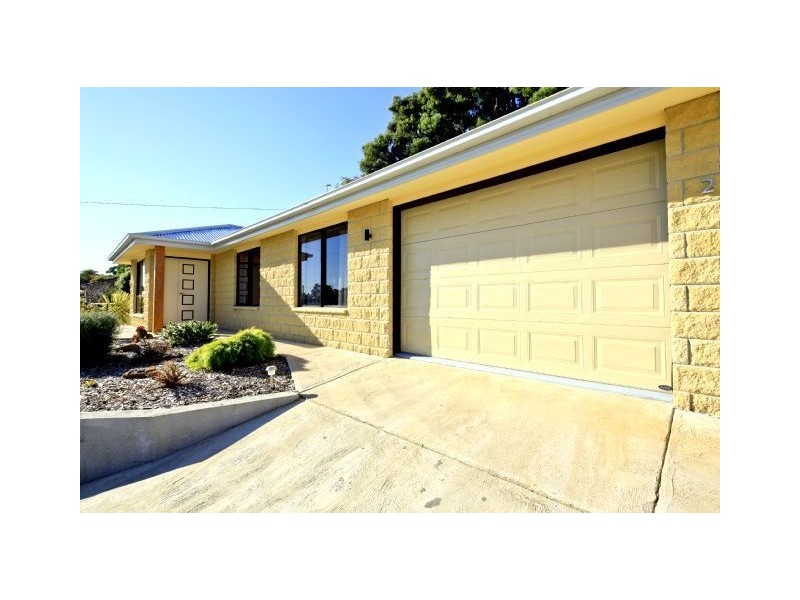 2/47 River Road, Ambleside TAS 7310