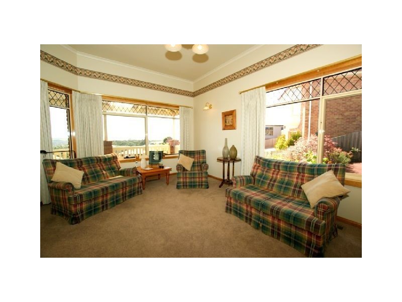 9 Pengali Place, Devonport TAS 7310