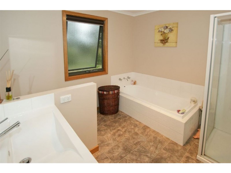 1 Sherston Road, Eugenana TAS 7310
