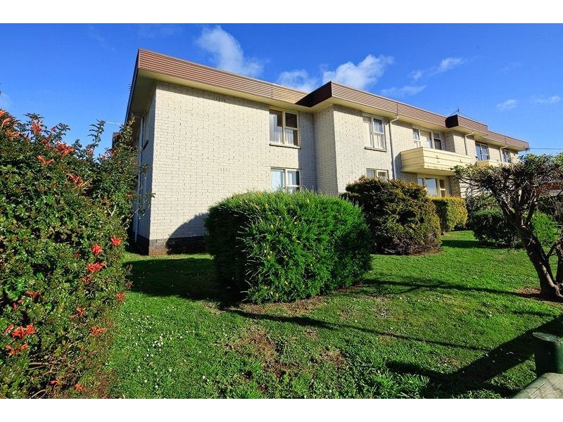 6/44-46 Hiller Street, Devonport TAS 7310