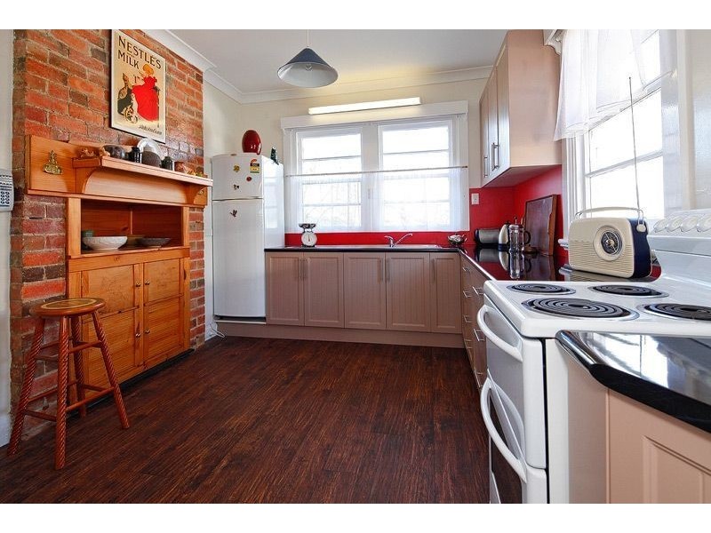 9 Henry Street, Sheffield TAS 7306