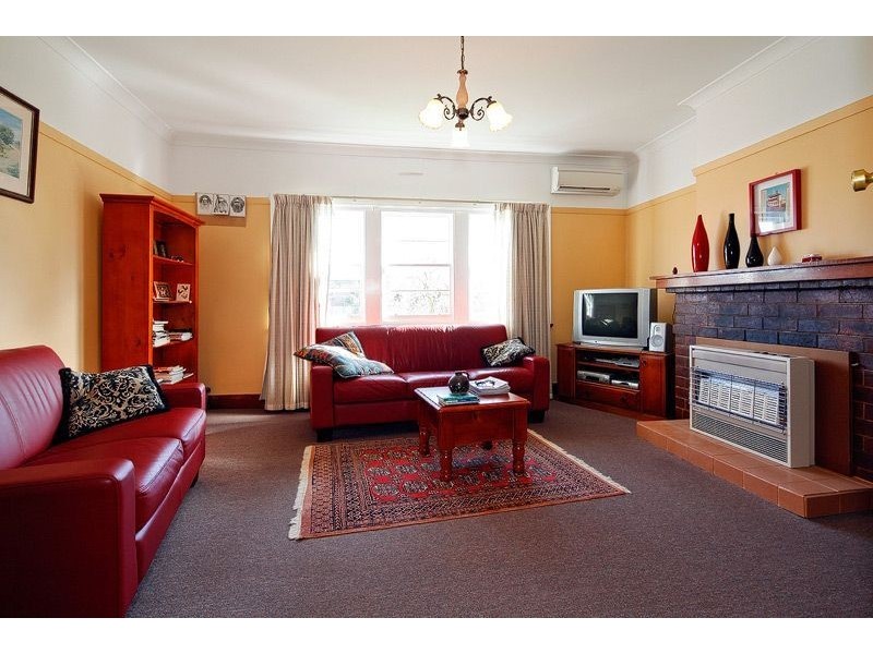 9 Henry Street, Sheffield TAS 7306