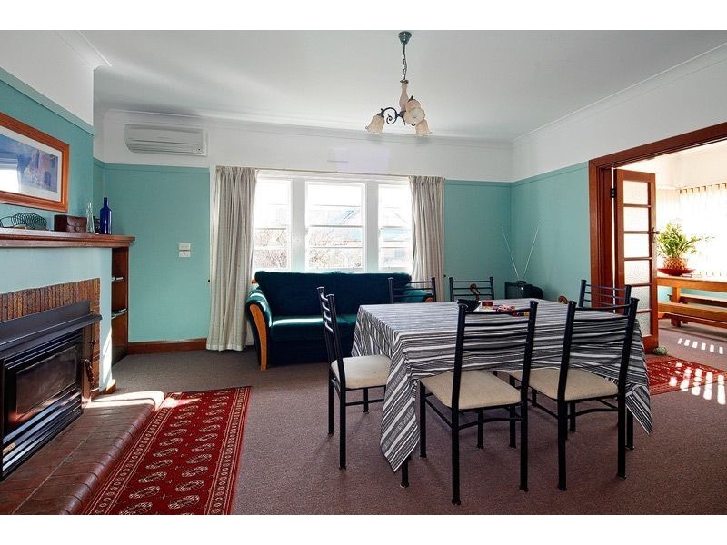 9 Henry Street, Sheffield TAS 7306