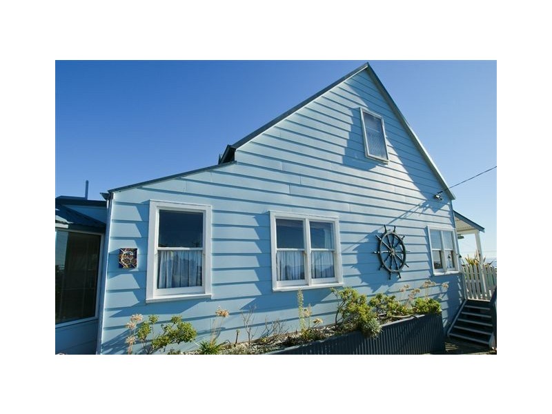 6 Kentish Street, Penguin TAS 7316
