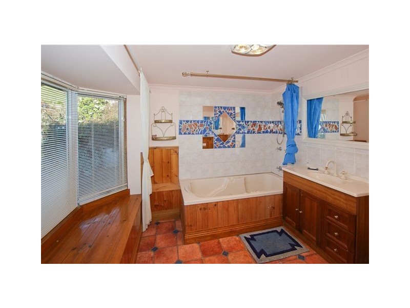 6 Kentish Street, Penguin TAS 7316