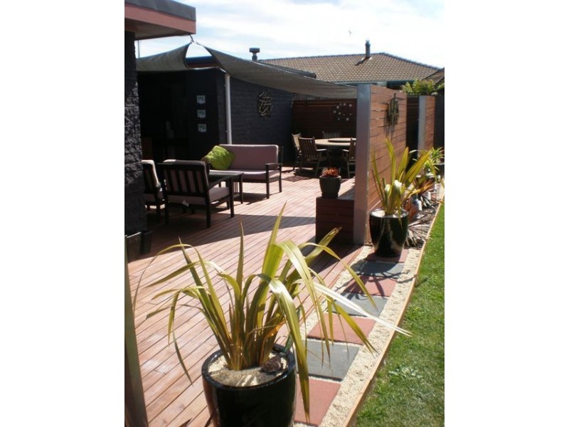8 Camelia Place, Devonport TAS 7310