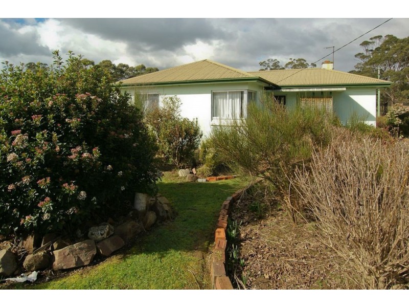 16 Dowbiggin Street, Railton TAS 7305