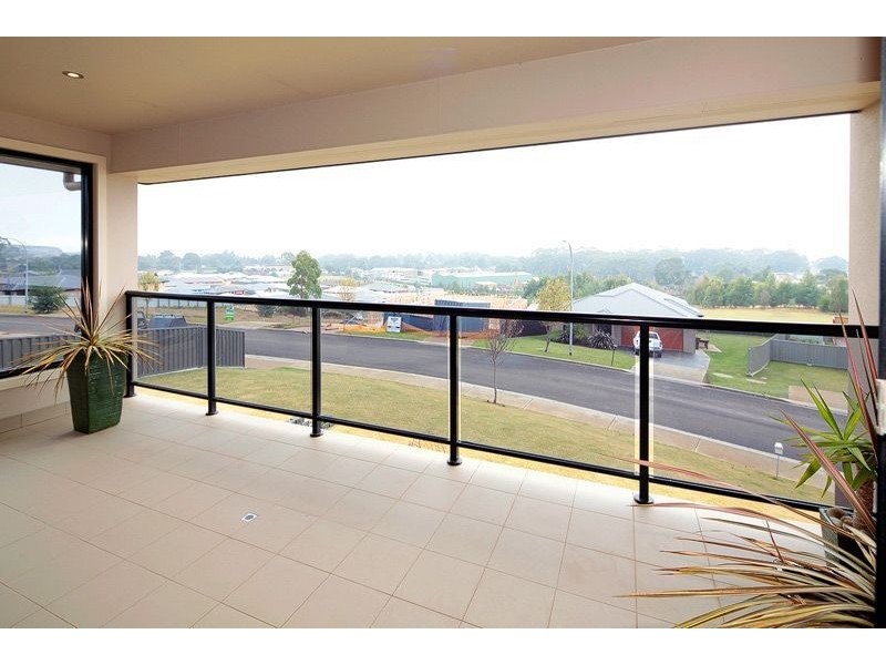 3 McCall Terrace, Devonport TAS 7310