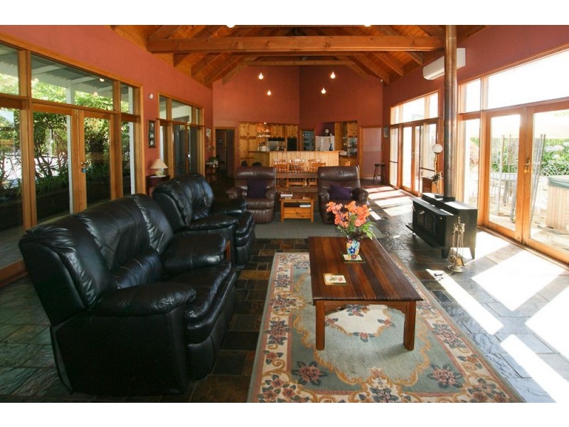 13 Rundle Road, Devonport TAS 7310