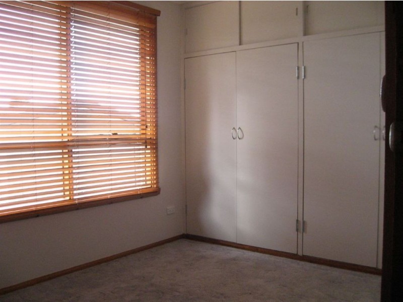 18 Valley Road, Devonport TAS 7310
