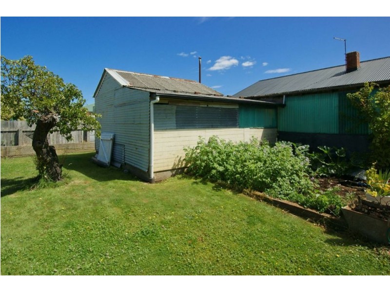 93 George Street, Devonport TAS 7310