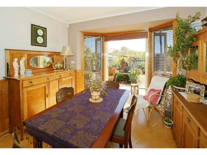 9 Hilltop Avenue, Devonport TAS 7310