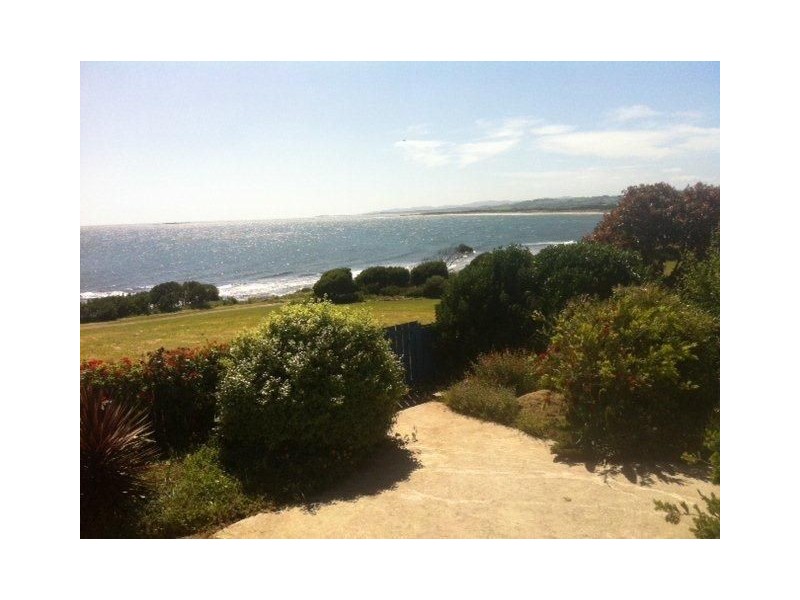 5 Elanora Place, East Devonport TAS 7310