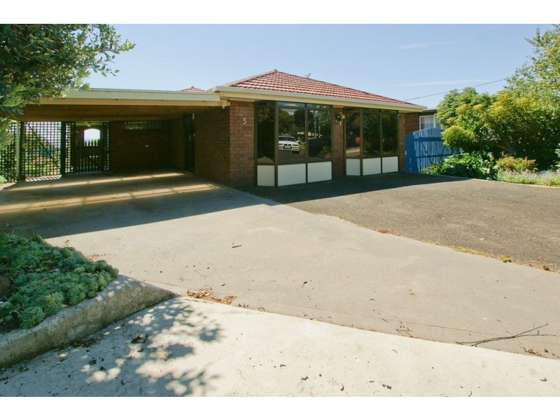 5 Elanora Place, East Devonport TAS 7310