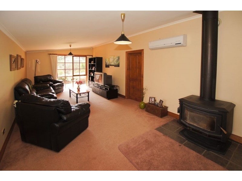 35 Camborne Drive, Acacia Hills TAS 7306