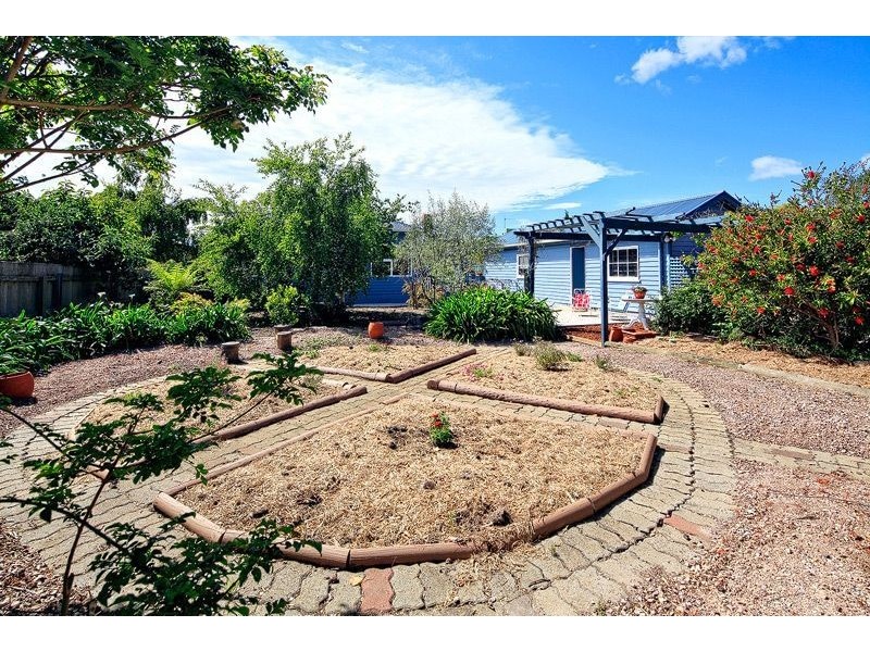 3 Victory Avenue, Devonport TAS 7310