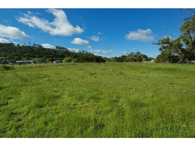118 Beach Road, Leith TAS 7315
