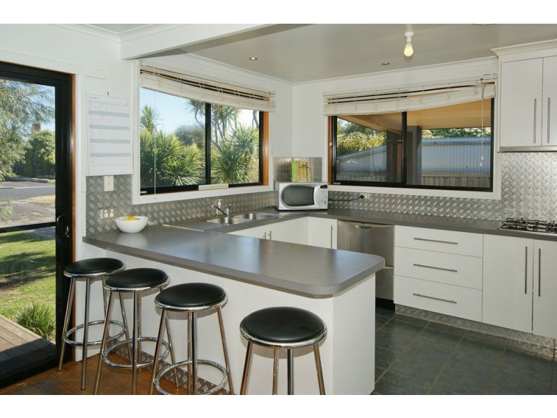 2 Esplanade, Turners Beach TAS 7315