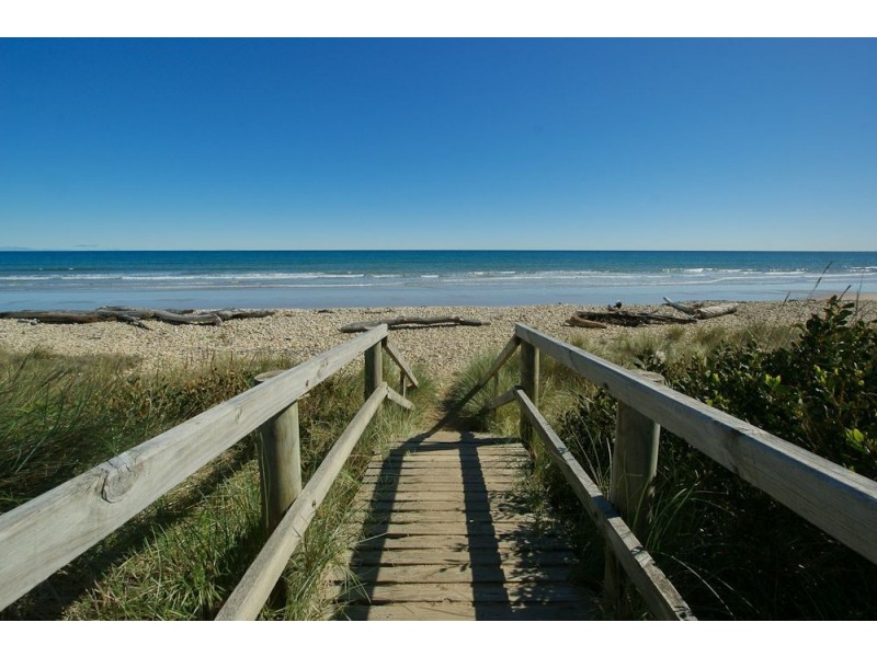2 Esplanade, Turners Beach TAS 7315
