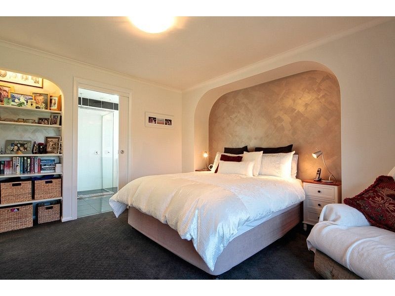1 Amaroo Place, Devonport TAS 7310