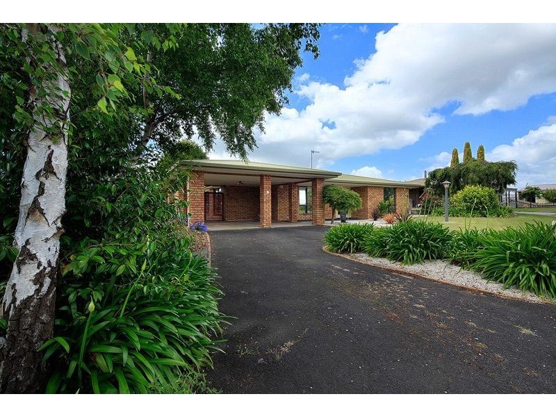 1 Amaroo Place, Devonport TAS 7310