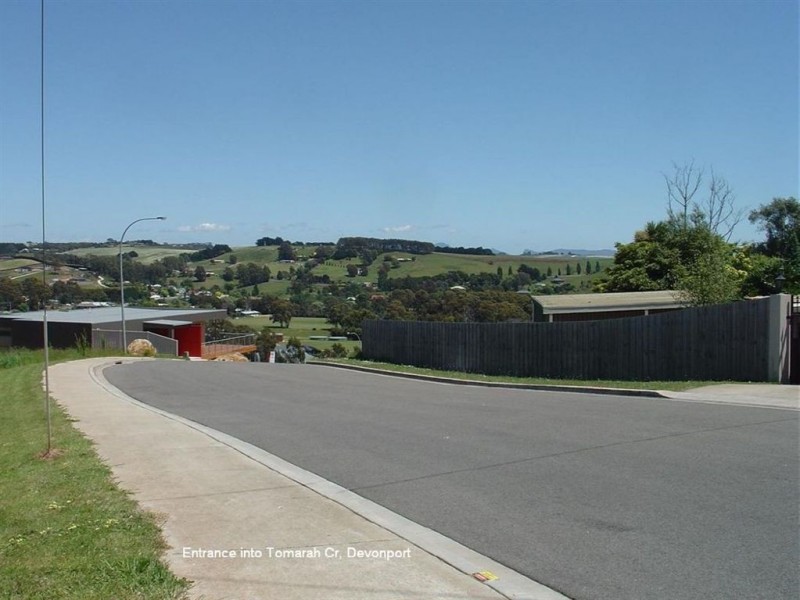 14 Tomarah Crescent, Devonport TAS 7310