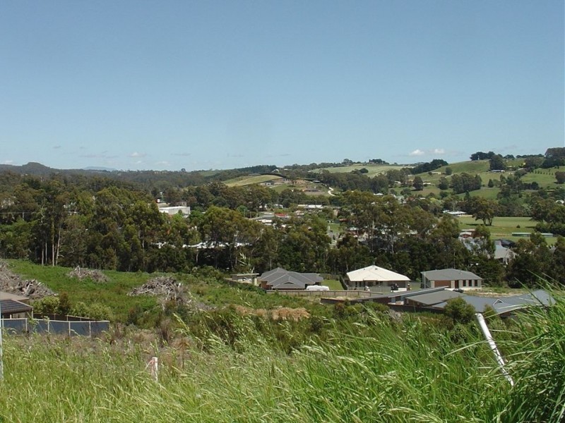 14 Tomarah Crescent, Devonport TAS 7310