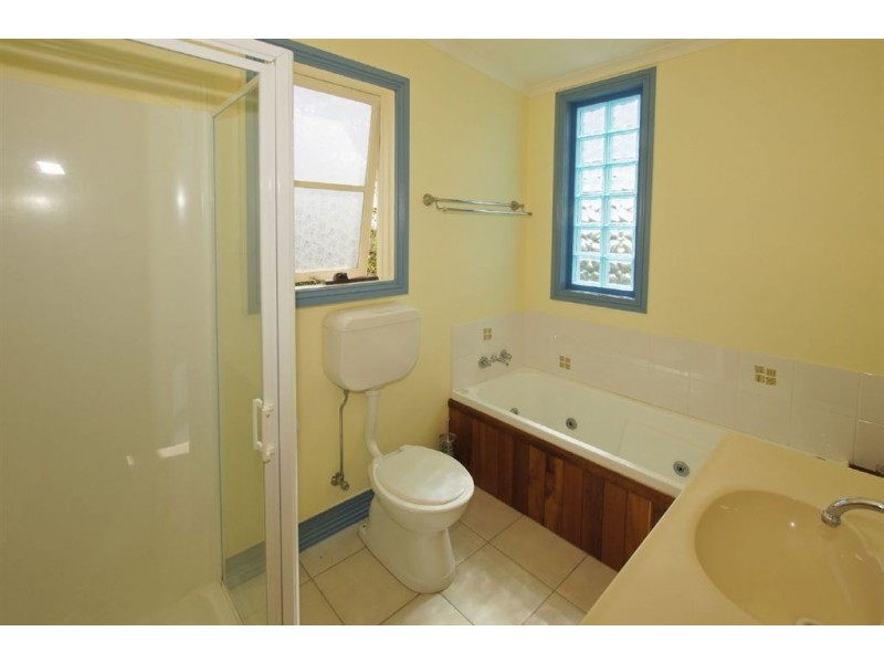 77 Clara Street, Ulverstone TAS 7315