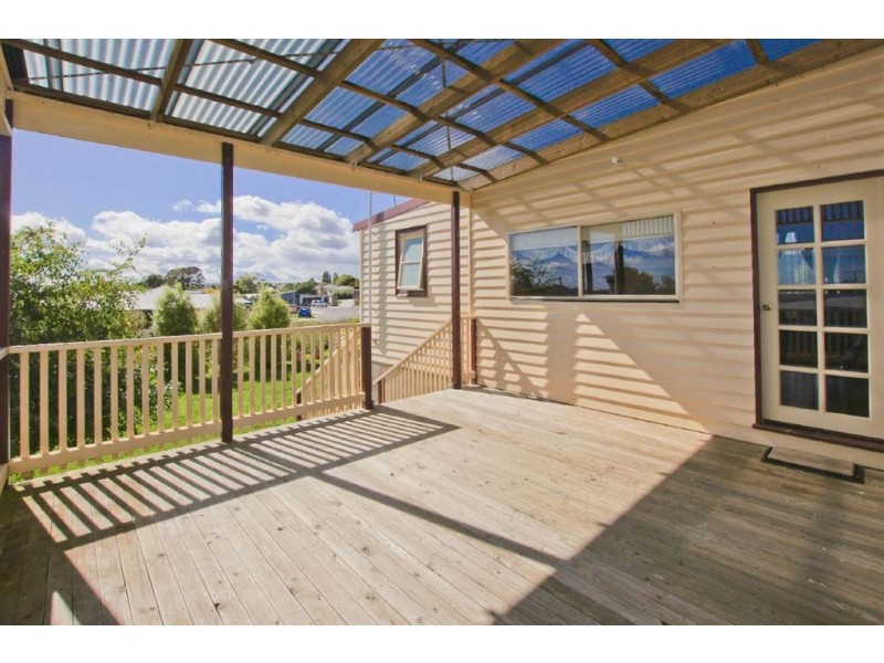 77 Clara Street, Ulverstone TAS 7315