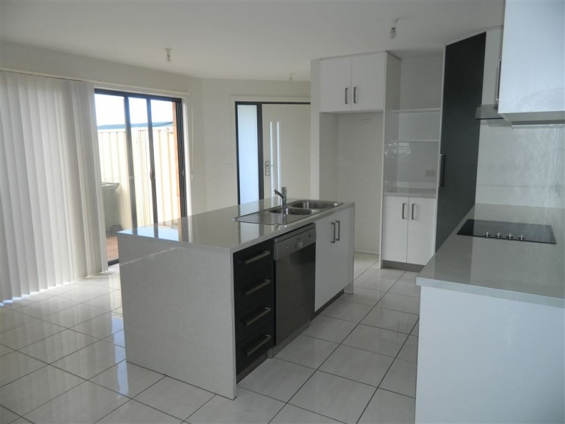 1/11 Explorer Drive, Turners Beach TAS 7315