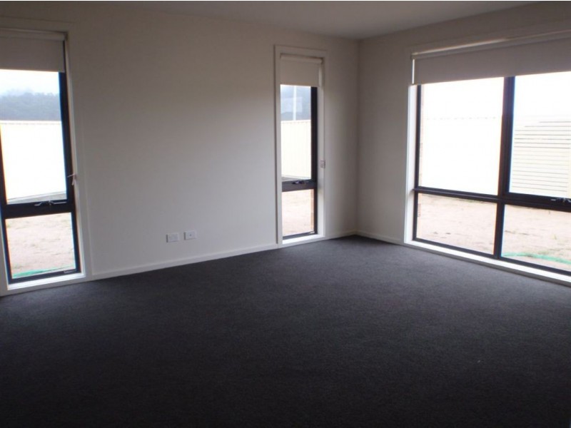 1/11 Explorer Drive, Turners Beach TAS 7315