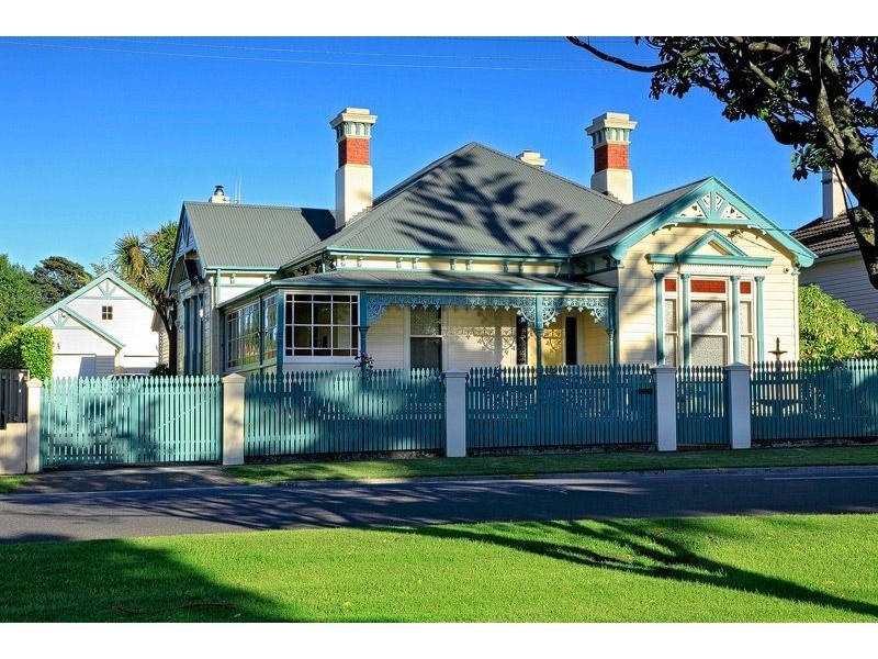21 Victoria Parade, Devonport TAS 7310