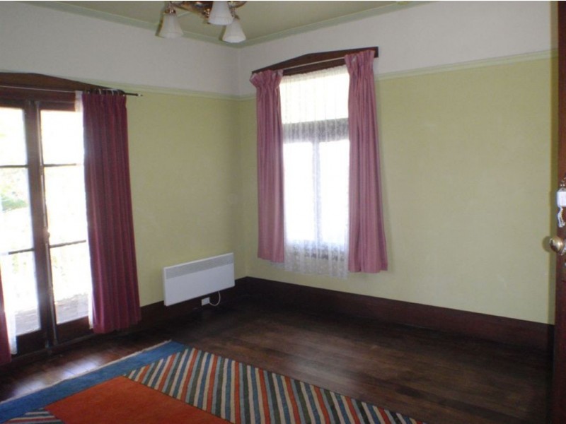 1 Malunnah Close, Devonport TAS 7310