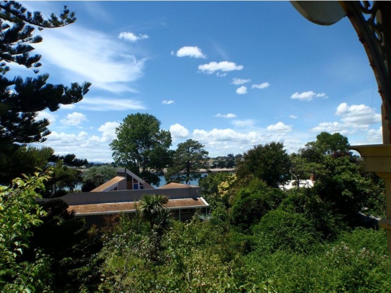 1 Malunnah Close, Devonport TAS 7310