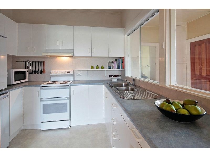 1/68 Hiller Street, Devonport TAS 7310