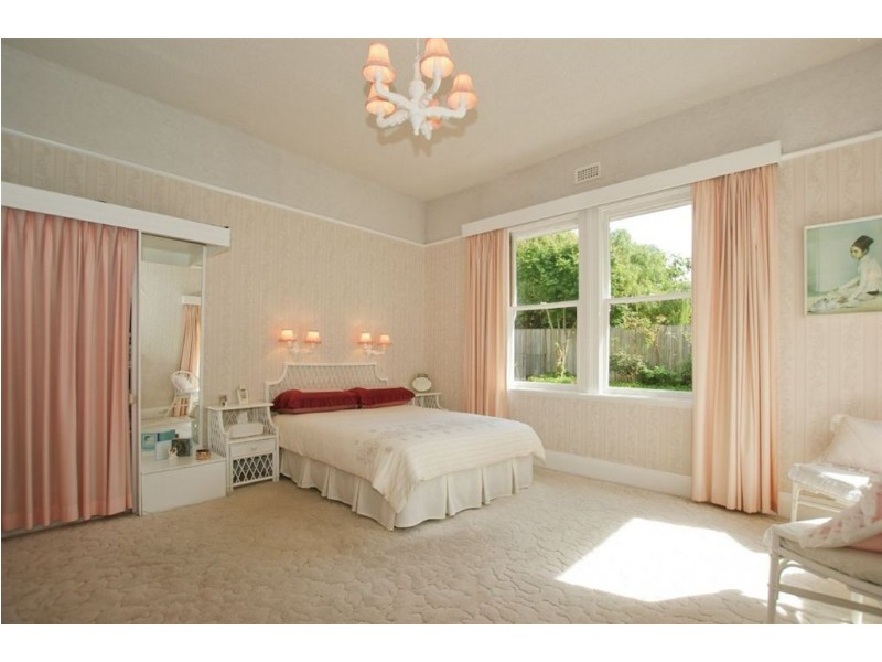 19 Victoria Parade, Devonport TAS 7310