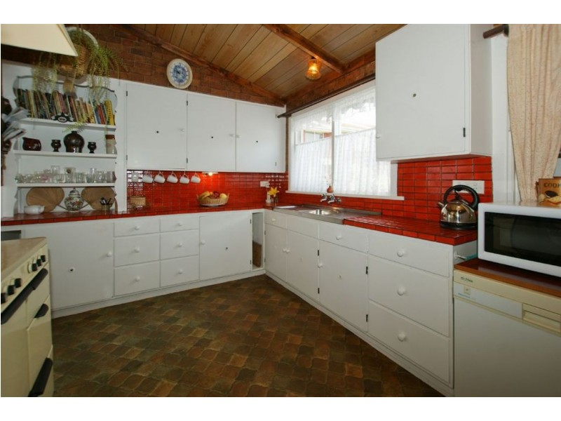 19 Victoria Parade, Devonport TAS 7310