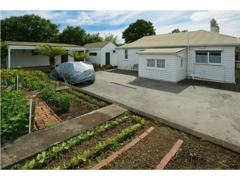 19 Victoria Parade, Devonport TAS 7310
