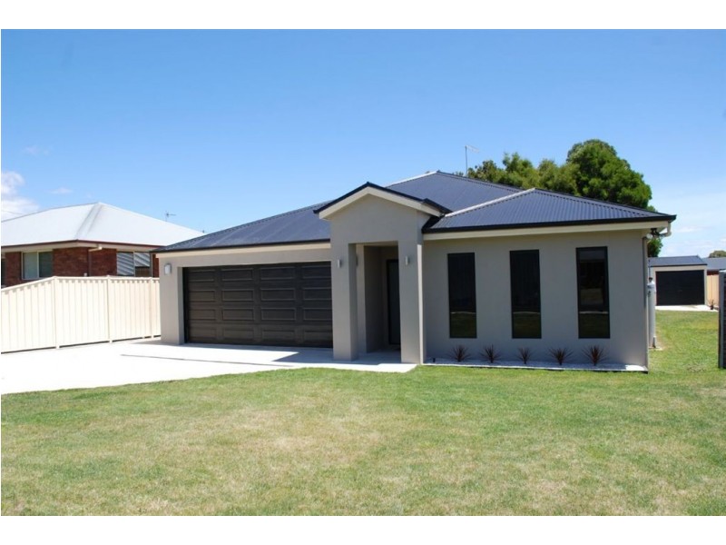 198 Percival Street, Latrobe TAS 7307