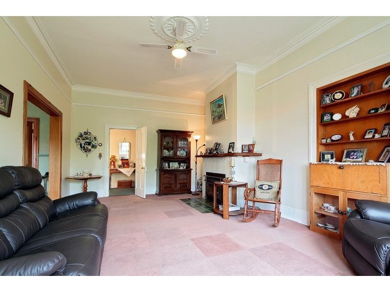 15 Lower Madden Street, Devonport TAS 7310
