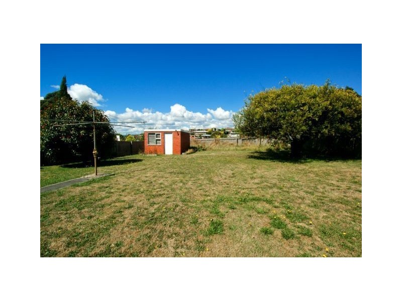 2 Mungala Crescent, Miandetta TAS 7310