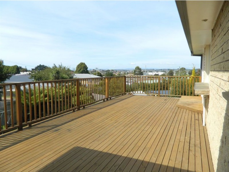 14 Gardenia Grove, Devonport TAS 7310