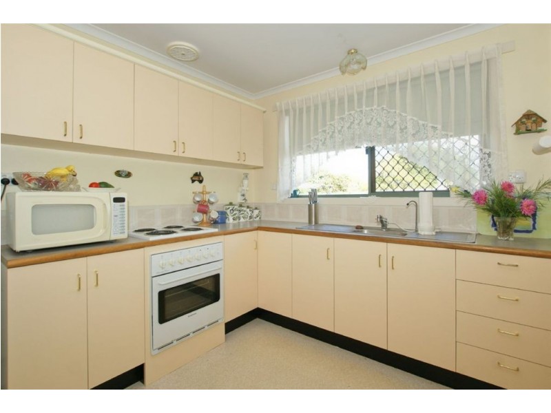 2/71 Stewart Street, Devonport TAS 7310